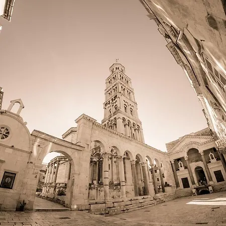 Palace Porta Argentea Luxury