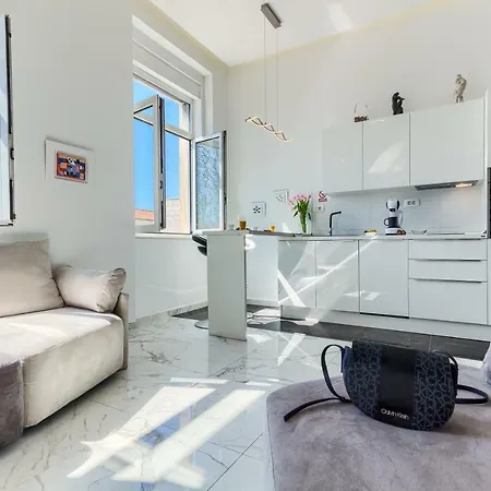 Palace Porta Argentea Luxury Appartement *